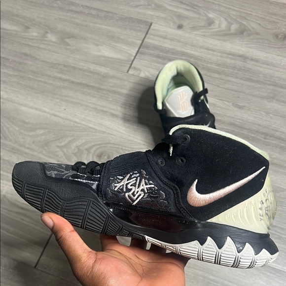 Nike Kyrie “Asia” Black and White Sneakers main image 10